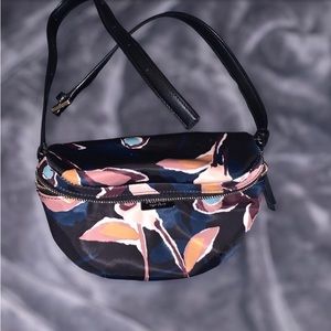 Amazing KATE SPADE WAIST pouch